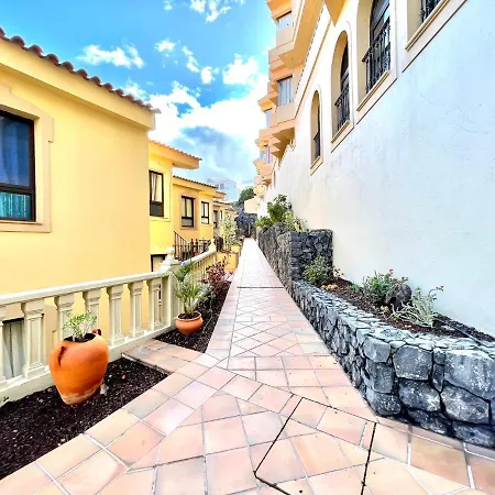 Apartman Cozy Ap1, Pool Y Free Wifi In All Common Areas, By The Sea In Playa Roques