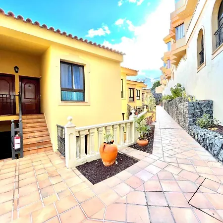 Cozy Ap1, Pool Y Free Wifi In All Common Areas, By The Sea In Playa Roques