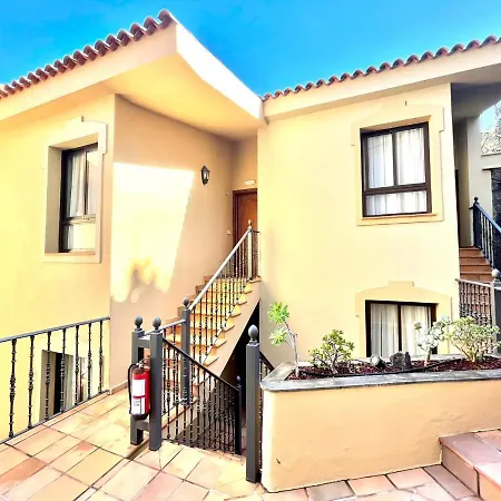 Apartment Cozy Ap1, Pool Y Free Wifi In All Common Areas, By The Sea In Playa Roques